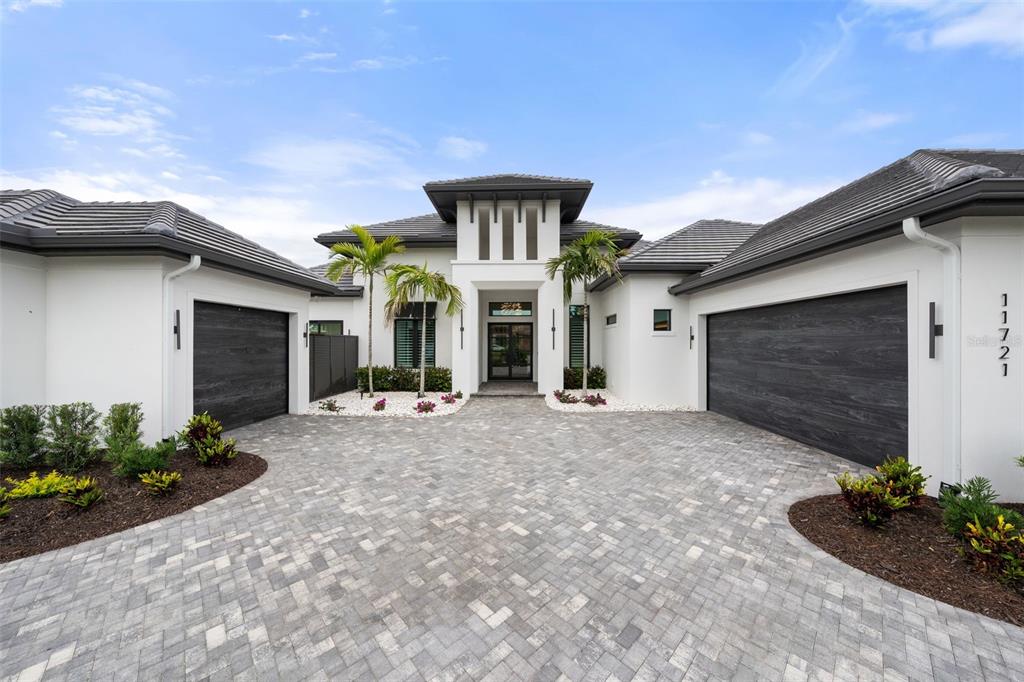 11721 Rive Isle Run Parrish, FL 34219 - Photo 4 of 98