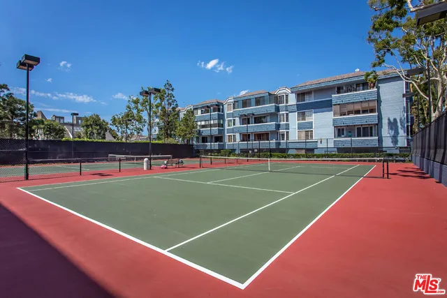a view of a tennis court