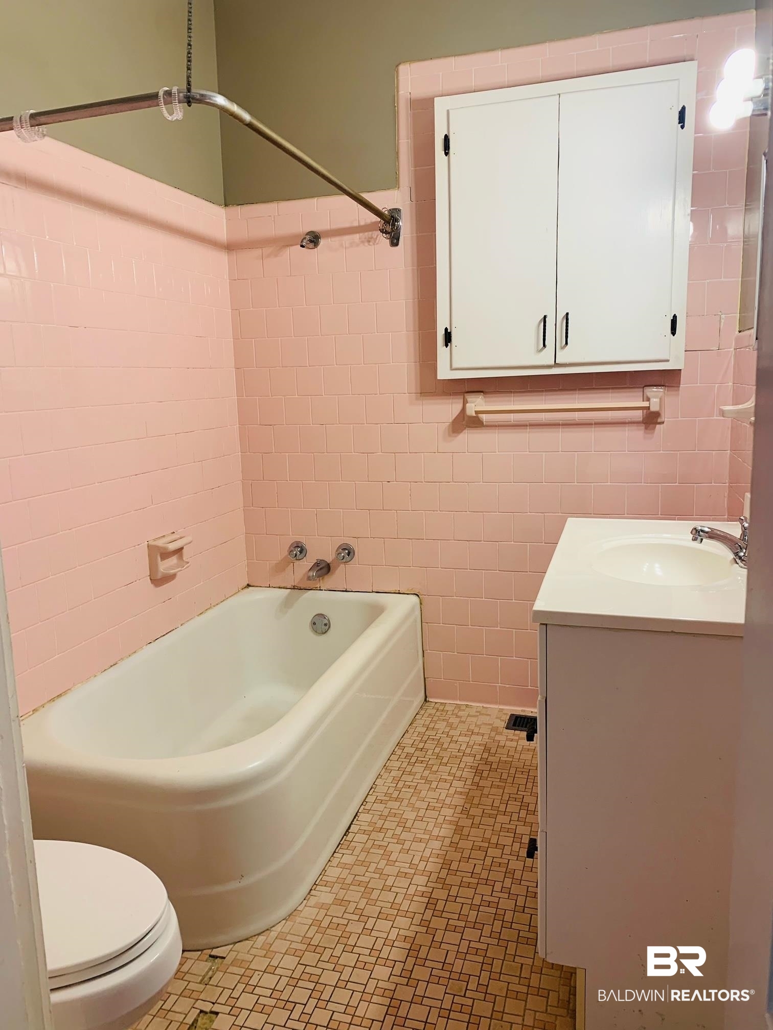 2256 Old Government Street Mobile, AL 36606 - Photo 12 of 18