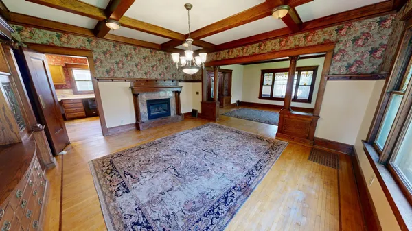 $2,280 | 216 Litchfield Avenue Southeast, Willmar, MN 56201