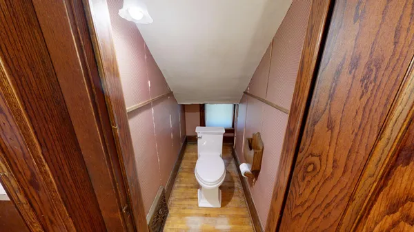 $2,280 | 216 Litchfield Avenue Southeast, Willmar, MN 56201