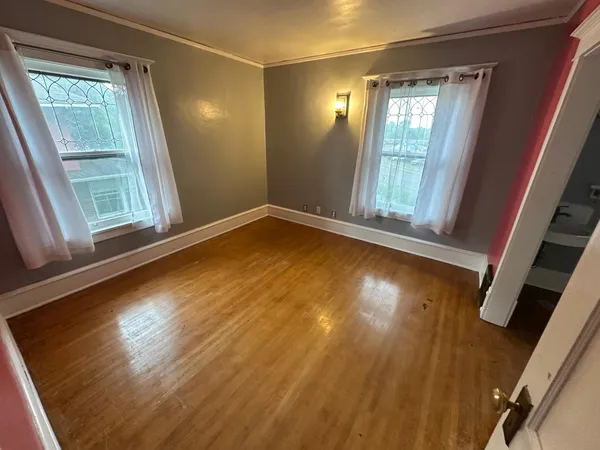 $2,280 | 216 Litchfield Avenue Southeast, Willmar, MN 56201