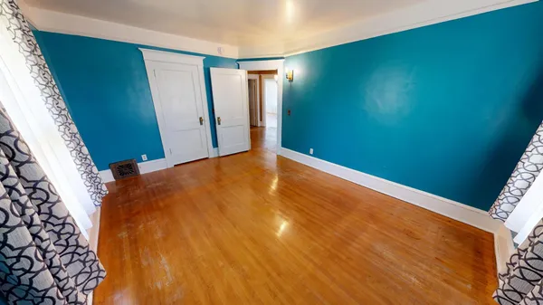 $2,280 | 216 Litchfield Avenue Southeast, Willmar, MN 56201