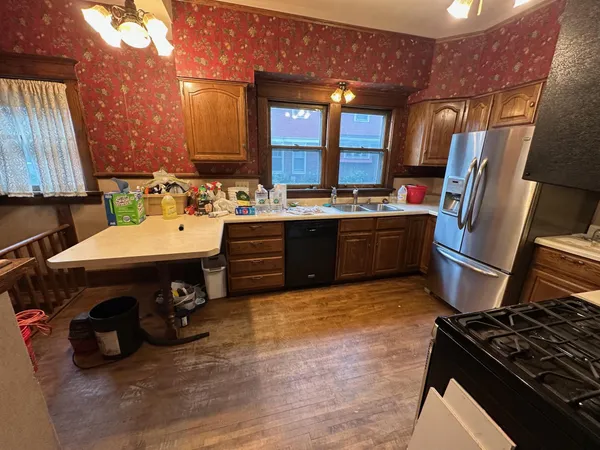 $2,280 | 216 Litchfield Avenue Southeast, Willmar, MN 56201