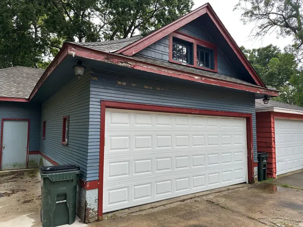 $2,280 | 216 Litchfield Avenue Southeast, Willmar, MN 56201