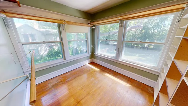 $2,280 | 216 Litchfield Avenue Southeast, Willmar, MN 56201