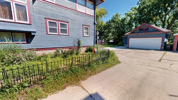 $2,280 | 216 Litchfield Avenue Southeast, Willmar, MN 56201