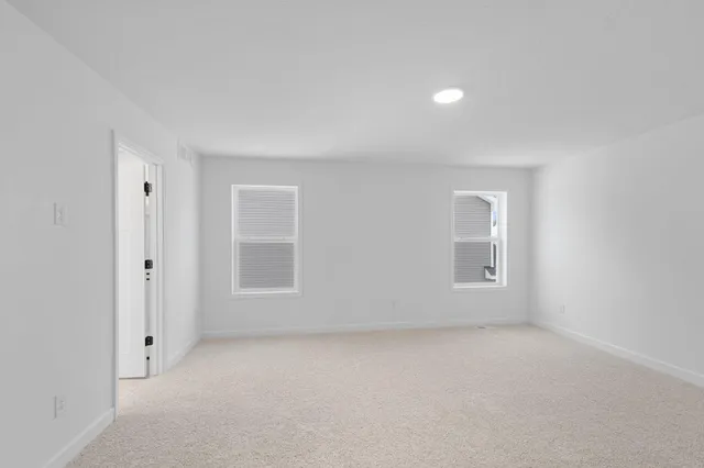 $534,755 | 7555 Upper 42nd Street North, Oakdale, MN 55128