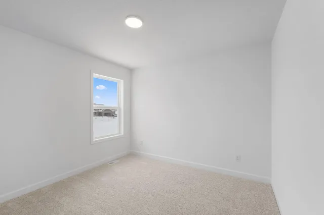 $534,755 | 7555 Upper 42nd Street North, Oakdale, MN 55128