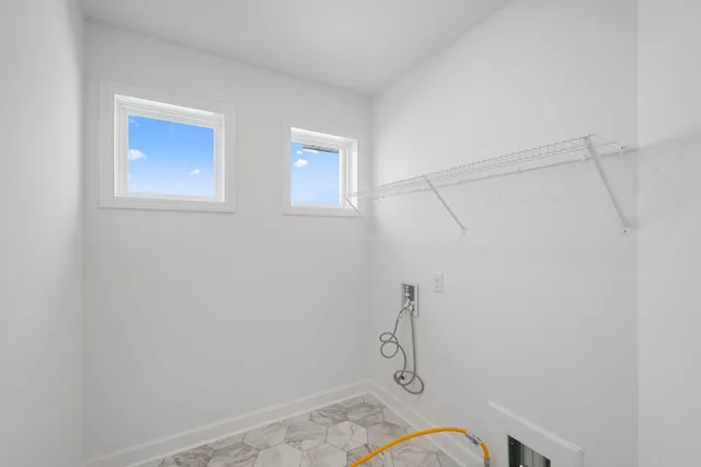 $534,755 | 7555 Upper 42nd Street North, Oakdale, MN 55128