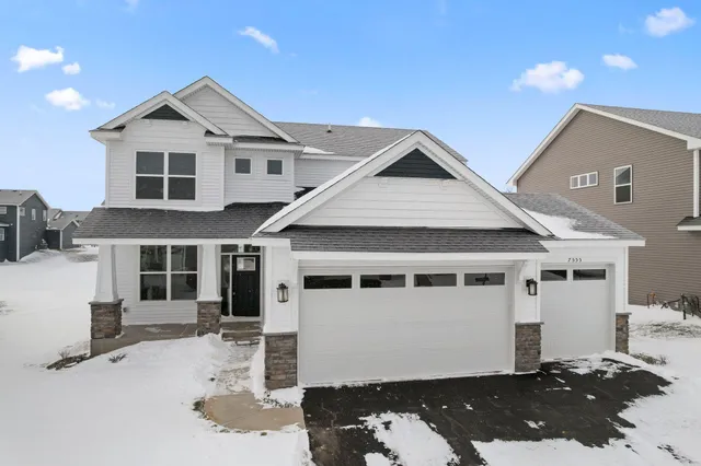 $534,755 | 7555 Upper 42nd Street North, Oakdale, MN 55128