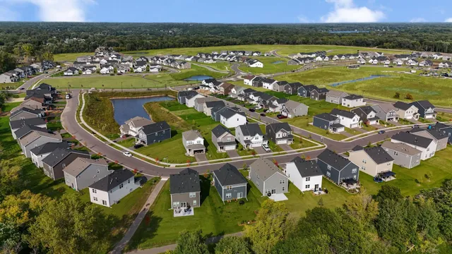 $534,755 | 7555 Upper 42nd Street North, Oakdale, MN 55128