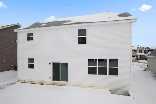 $534,755 | 7555 Upper 42nd Street North, Oakdale, MN 55128