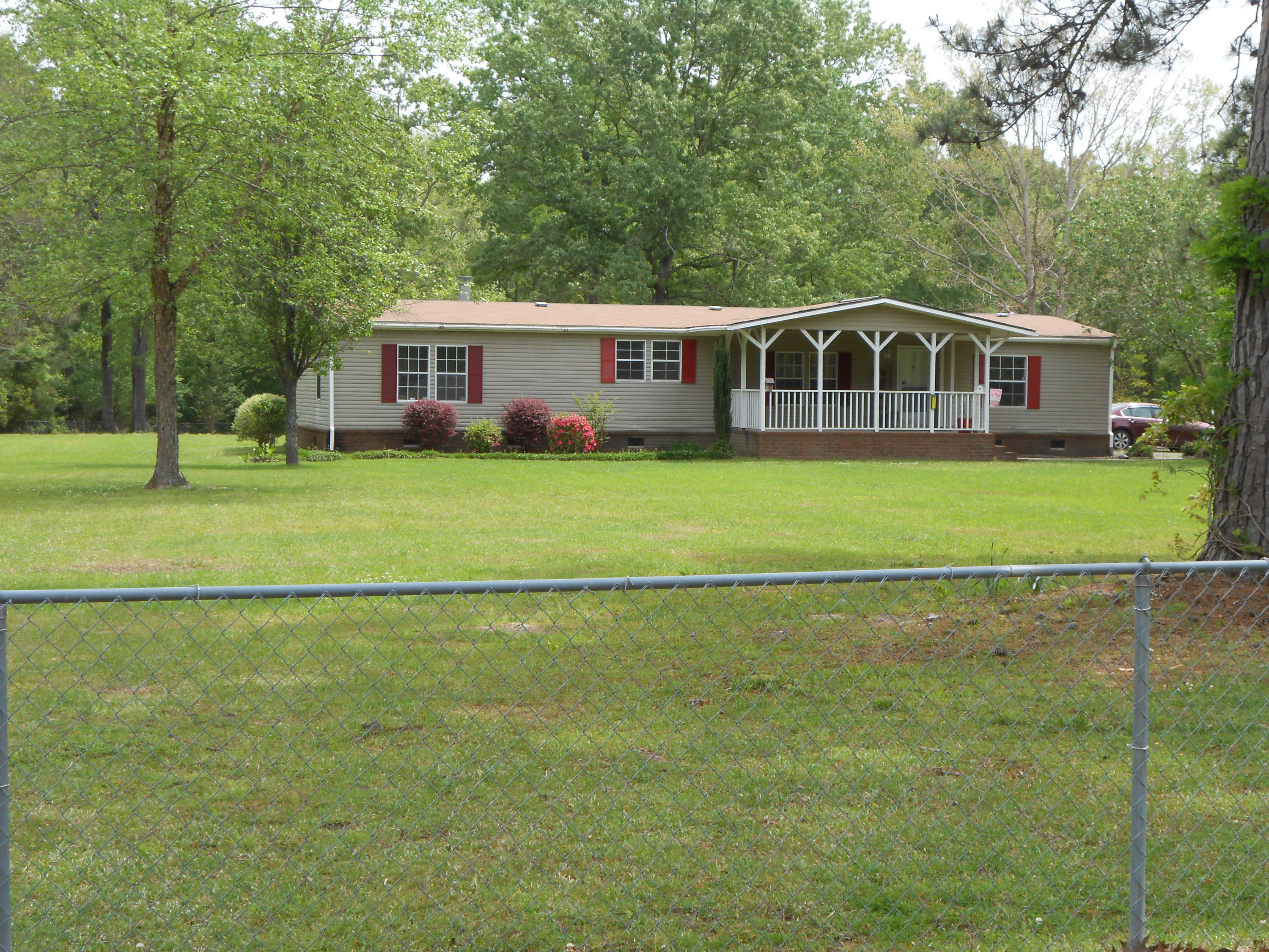 311 Winningham Road Summerville, SC 29483 - Photo 2 of 15 DSCN0796