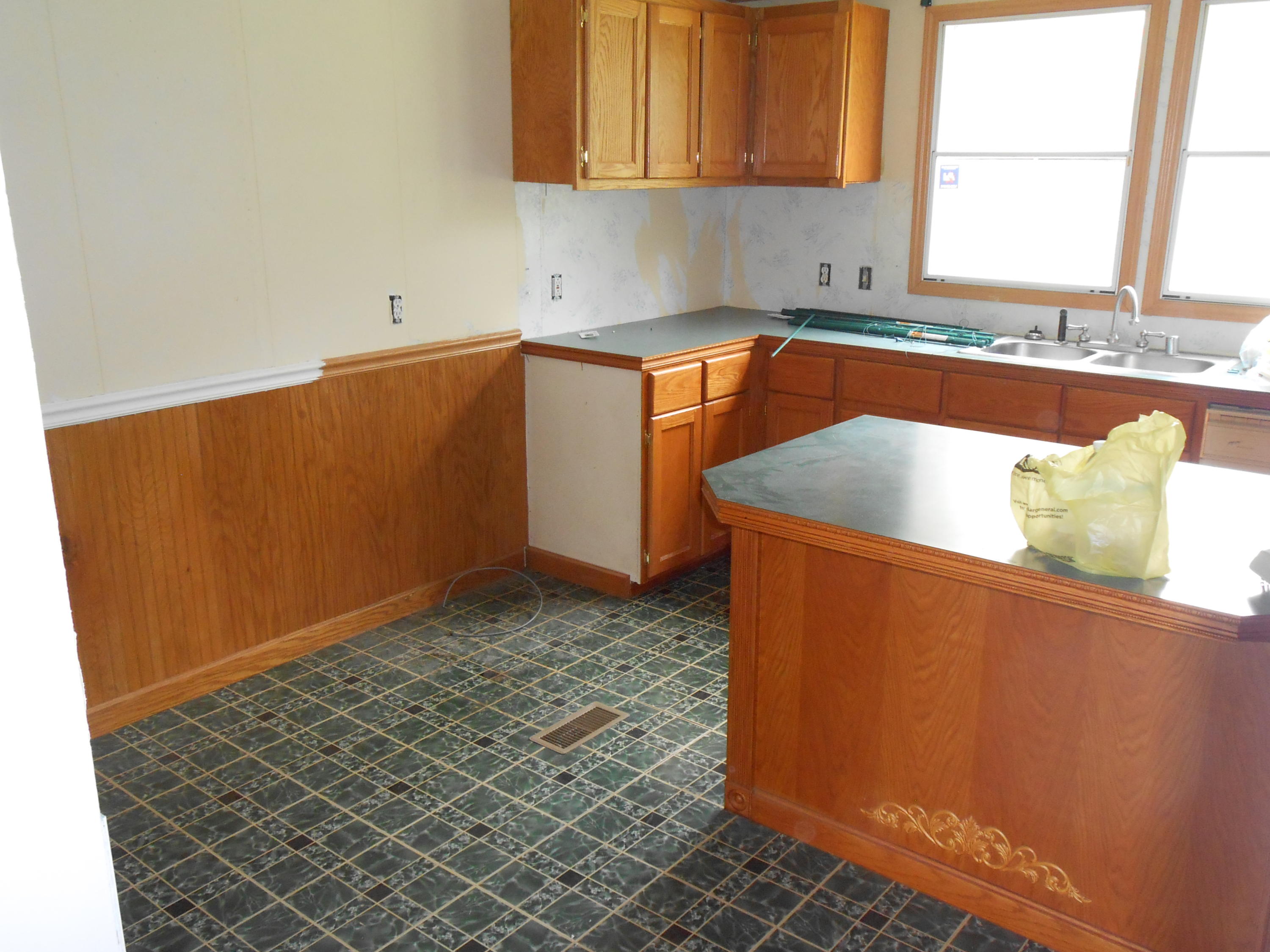 311 Winningham Road Summerville, SC 29483 - Photo 12 of 15 DSCN0802