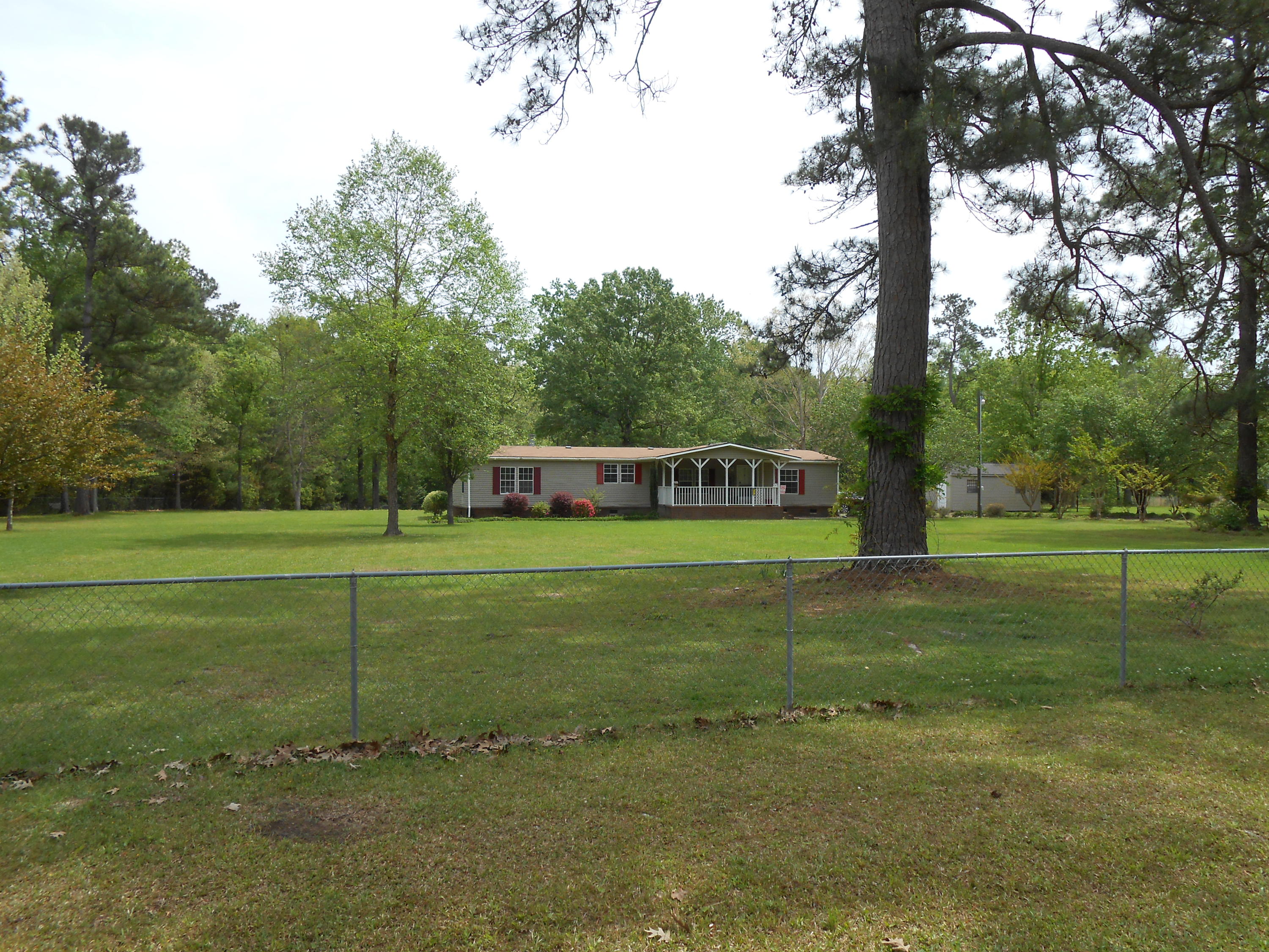 311 Winningham Road Summerville, SC 29483 - Photo 5 of 15 DSCN0795