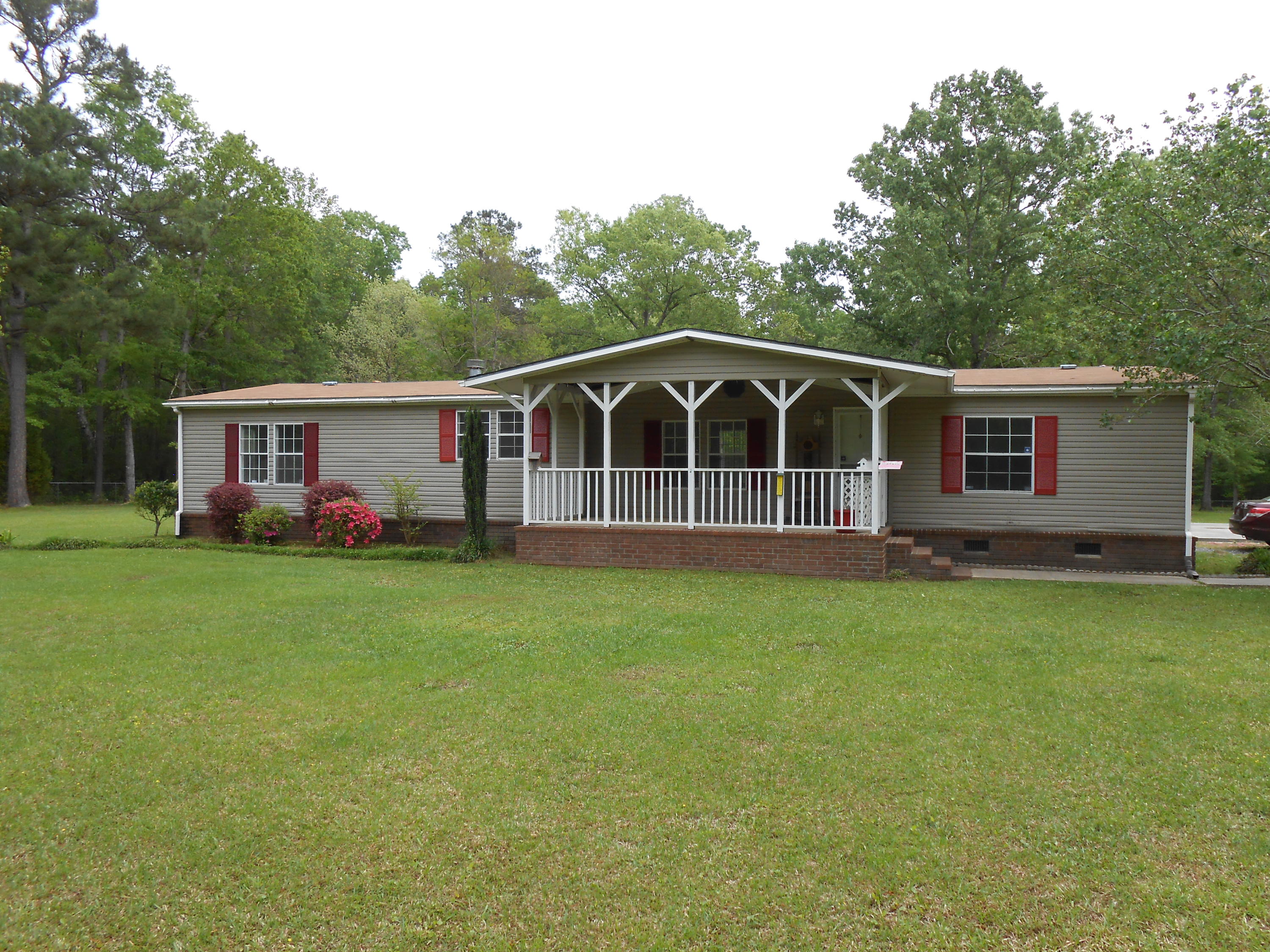 311 Winningham Road Summerville, SC 29483 - Photo 6 of 15 DSCN0806