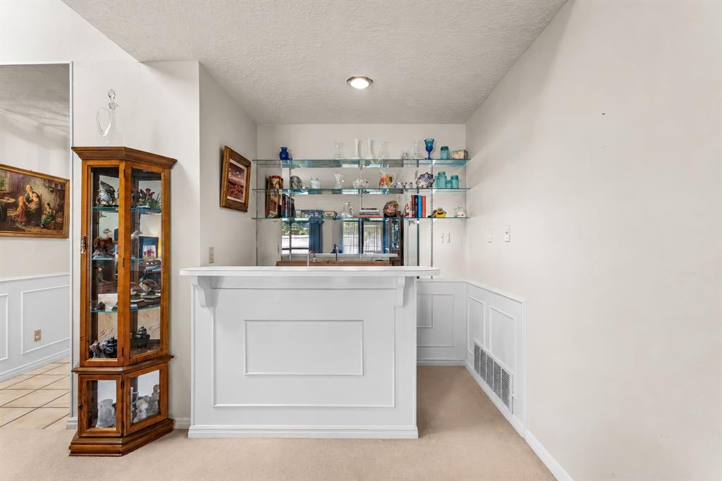 112 Timberview Drive Waco, TX 76705 - Photo 4 of 30