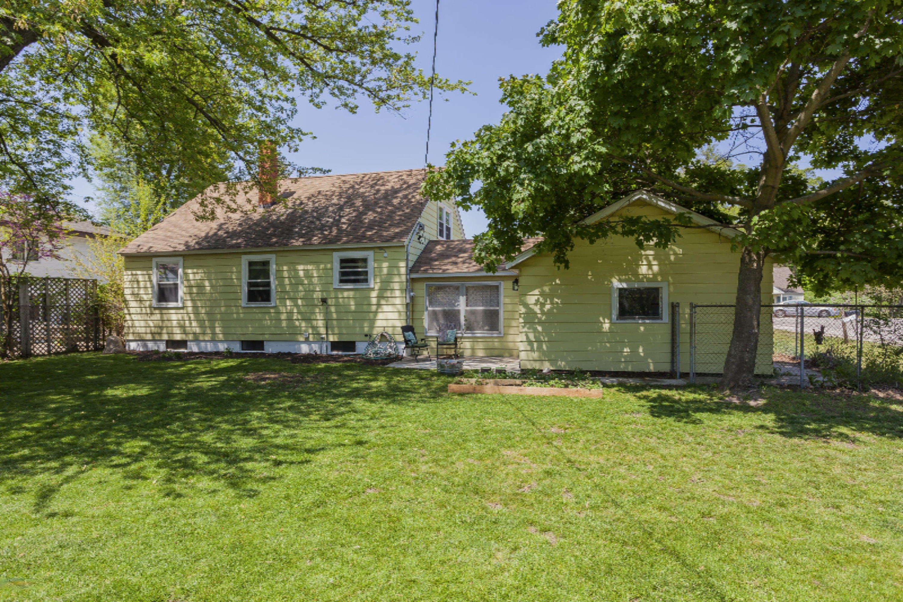 2609 Heights Ravenna Road Muskegon, MI 49444 - Photo 5 of 28 IMG_4274