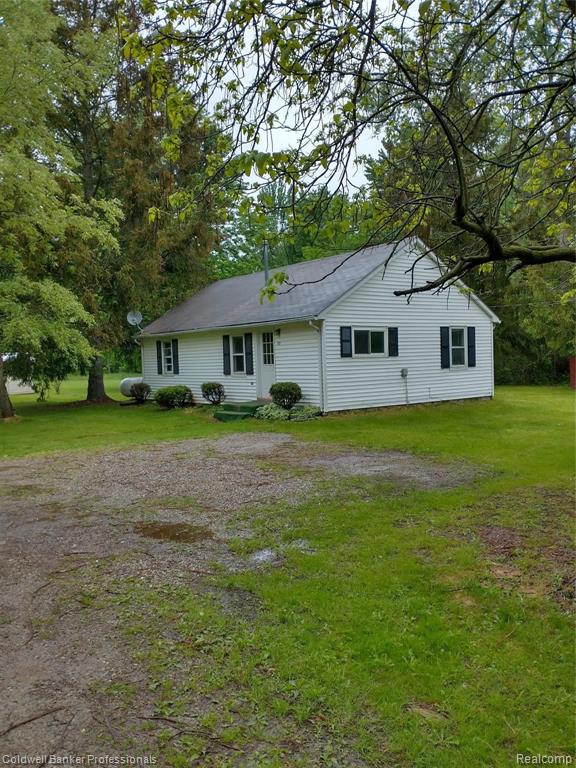 115 Morris Road Sandusky, MI 48471 - Photo 2 of 3