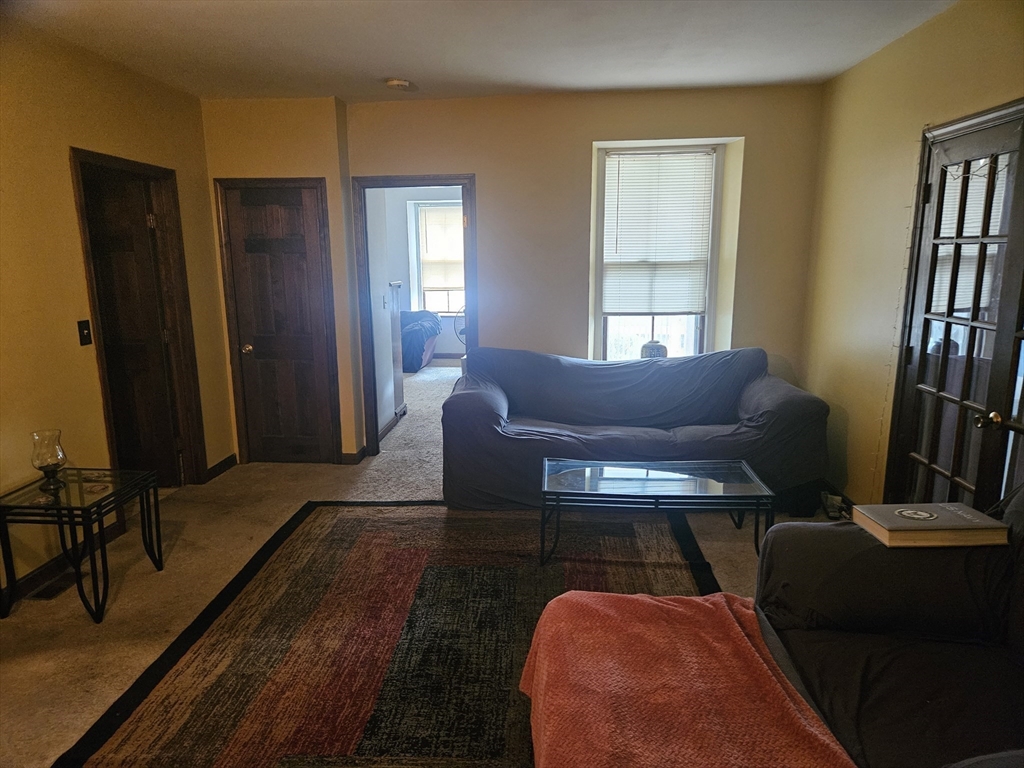 325 Mammoth Road, Unit 1 Lowell, MA 01854 - Photo 9 of 16