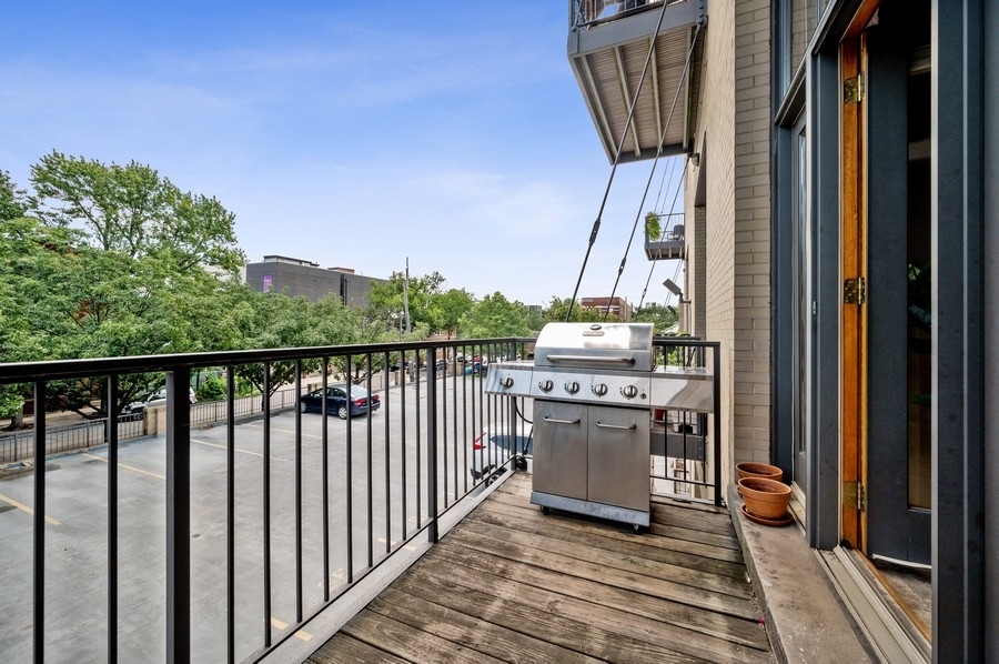 2101 West Rice Street, Unit 206 Chicago, IL 60622 - Photo 19 of 25 Gallery Image 19