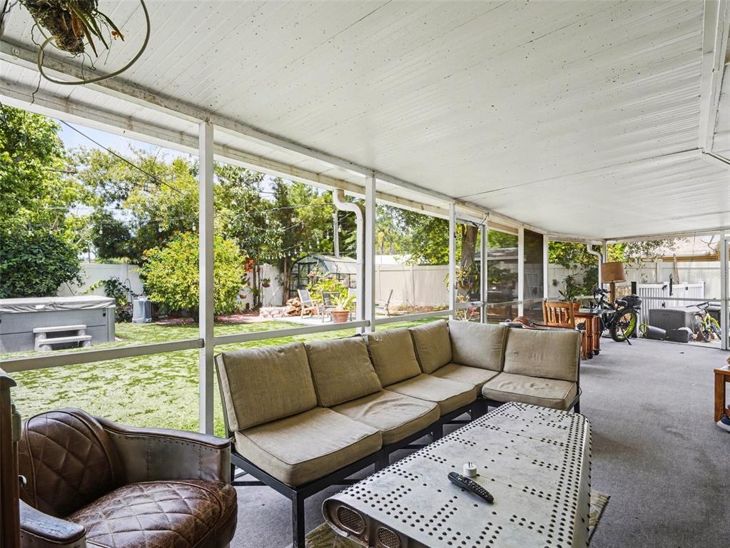 4304 Midland Road Sarasota, FL 34231 - Photo 25 of 31 Gallery Image 25