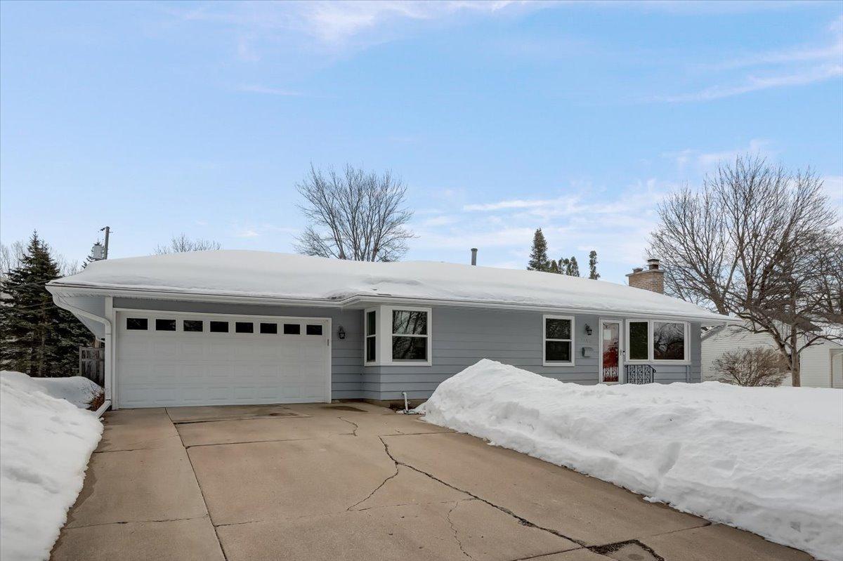 3003 Rankin Road St. Anthony, MN 55418 - Photo 2 of 26