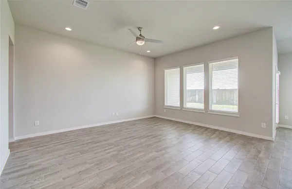 $2,500 | 28511 Hannahs Harbor Lane, Katy, TX 77494