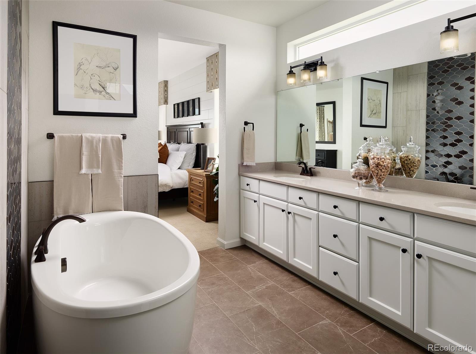 160 Rockingham Circle Castle Pines, CO 80108 - Photo 3 of 10 Gallery Image 3