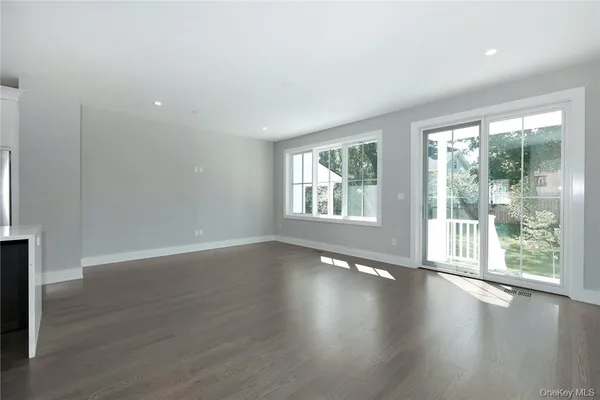 $1,249,999 | 40 Devoe Street, Unit B, Dobbs Ferry, NY 10522