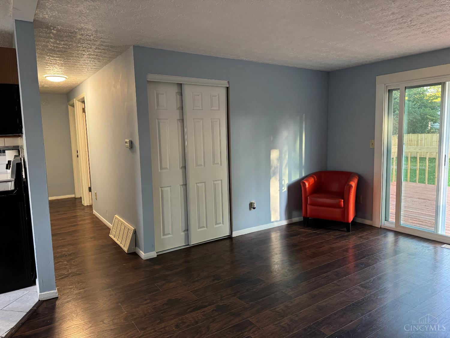 1863 West Kemper Road Forest Park, OH 45240 - Photo 8 of 42