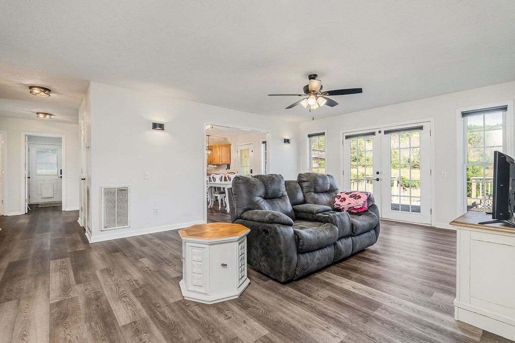 1945 Golden Mountain Road Sparta, TN 38583 - Photo 5 of 47 a living room with furniture and a large window