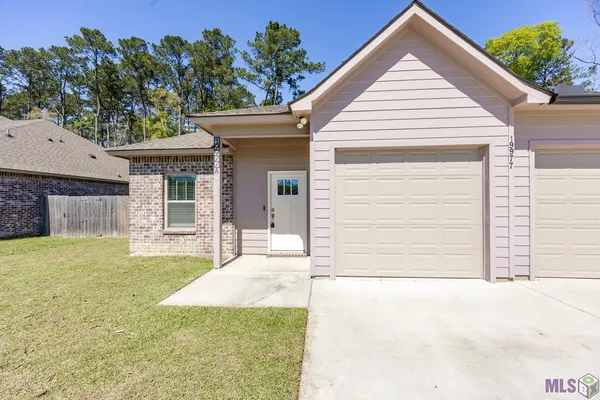 $207,000 | 19977 Grantham Road, Unit A, Livingston, LA 70754