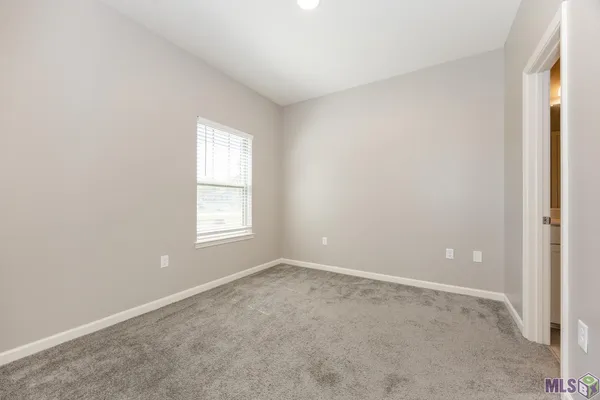 $207,000 | 19977 Grantham Road, Unit A, Livingston, LA 70754