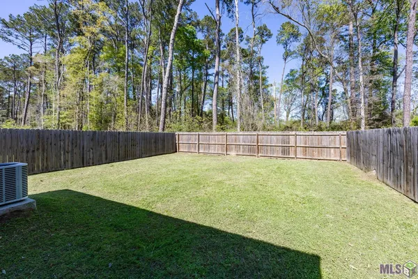 $207,000 | 19977 Grantham Road, Unit A, Livingston, LA 70754