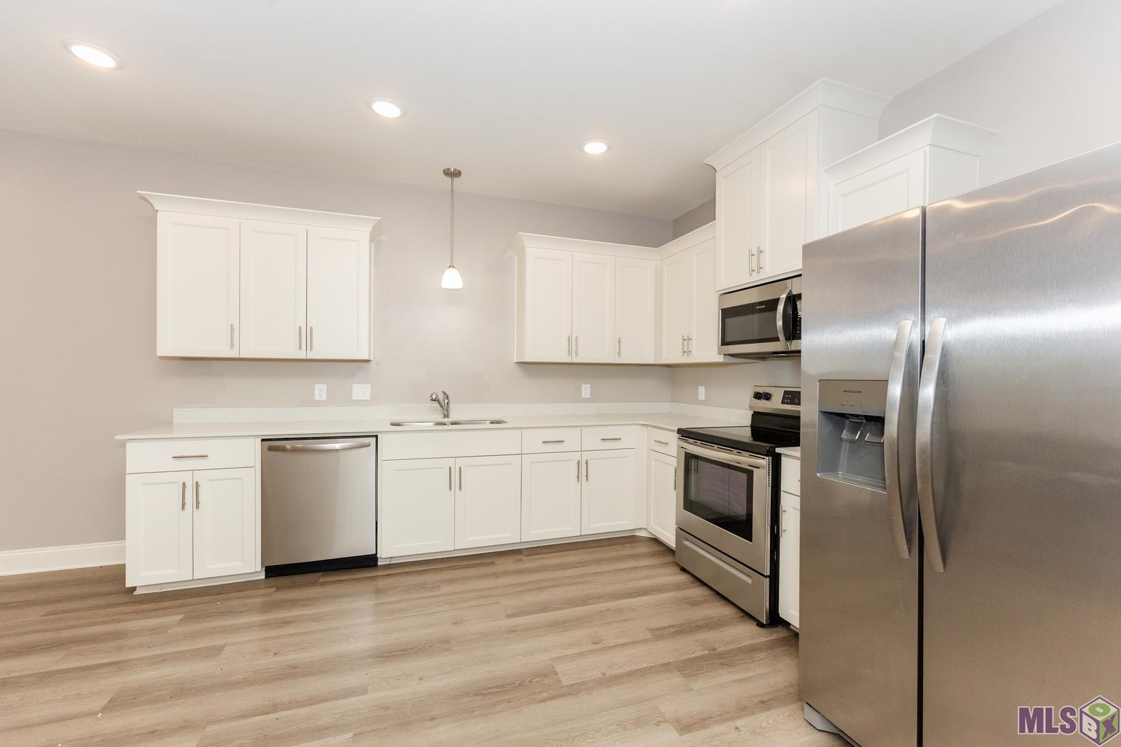 19977 Grantham Road, Unit A Livingston, LA 70754 - Photo 4 of 21