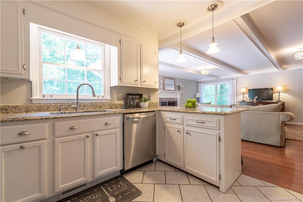 7417 Gilead Road Huntersville, NC 28078 - Photo 11 of 37 Gallery Image 11
