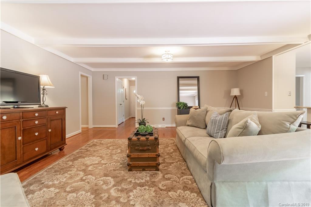 7417 Gilead Road Huntersville, NC 28078 - Photo 15 of 37 Gallery Image 15