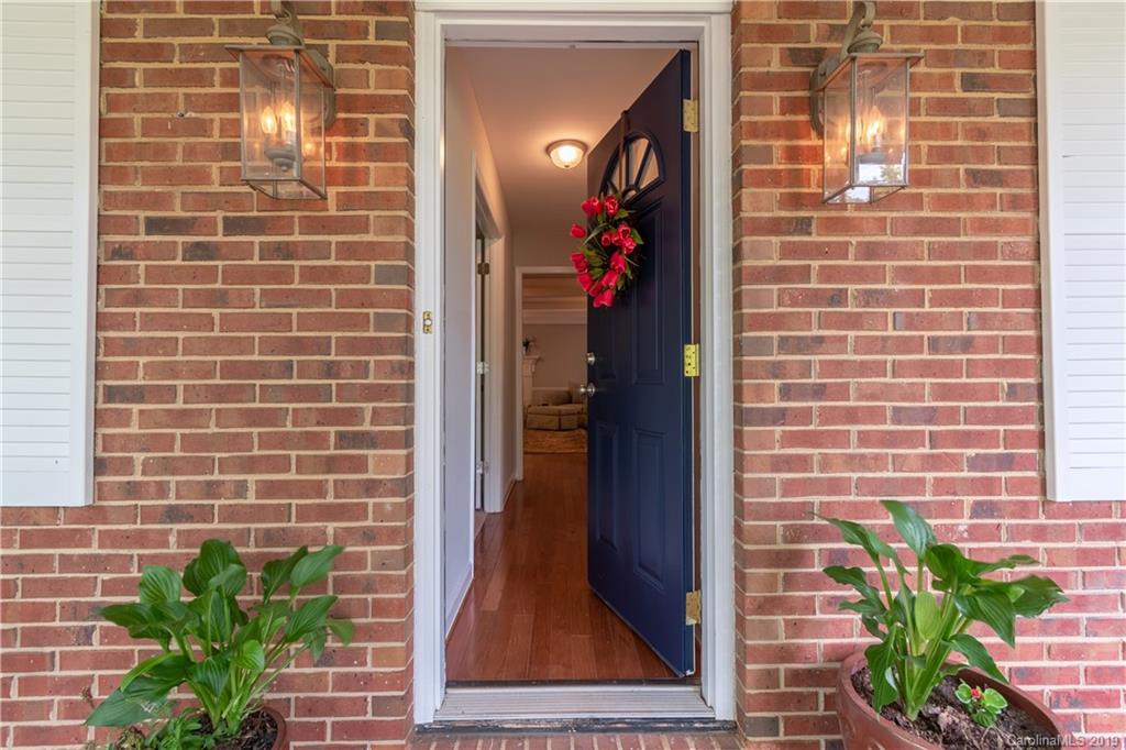 7417 Gilead Road Huntersville, NC 28078 - Photo 5 of 37 Gallery Image 5
