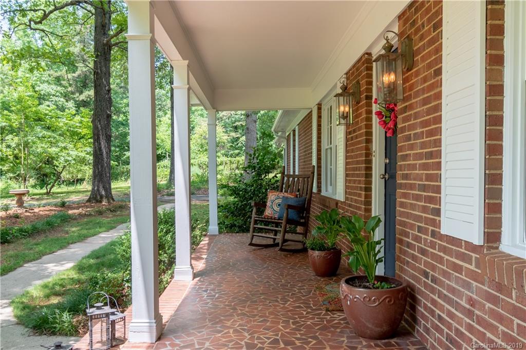 7417 Gilead Road Huntersville, NC 28078 - Photo 6 of 37 Gallery Image 6