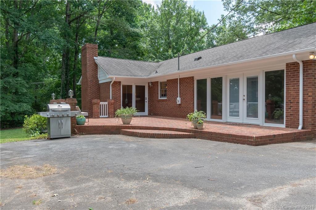 7417 Gilead Road Huntersville, NC 28078 - Photo 7 of 37 Gallery Image 7