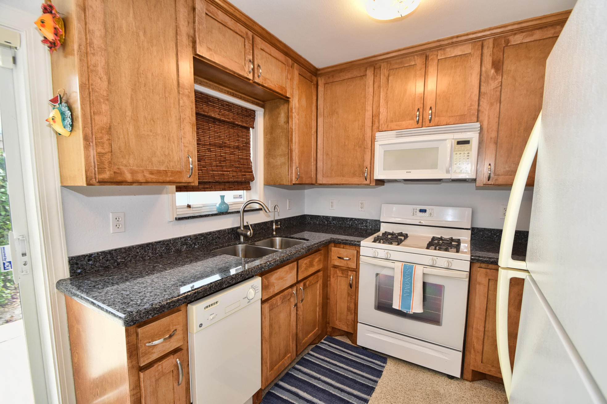381 Kingsbridge Street Boca Raton, FL 33487 - Photo 11 of 30 DSC_1943