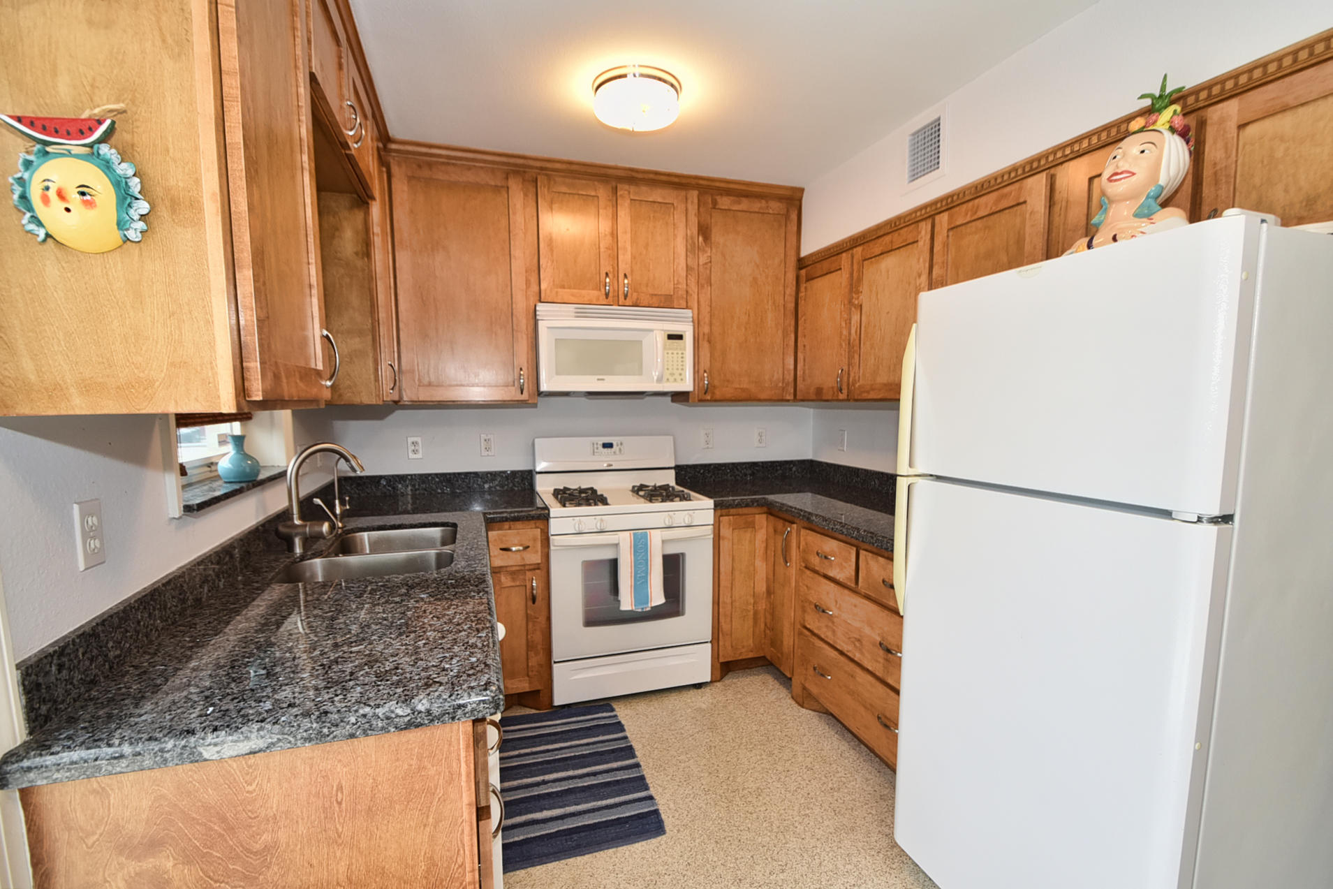 381 Kingsbridge Street Boca Raton, FL 33487 - Photo 12 of 30 DSC_1944