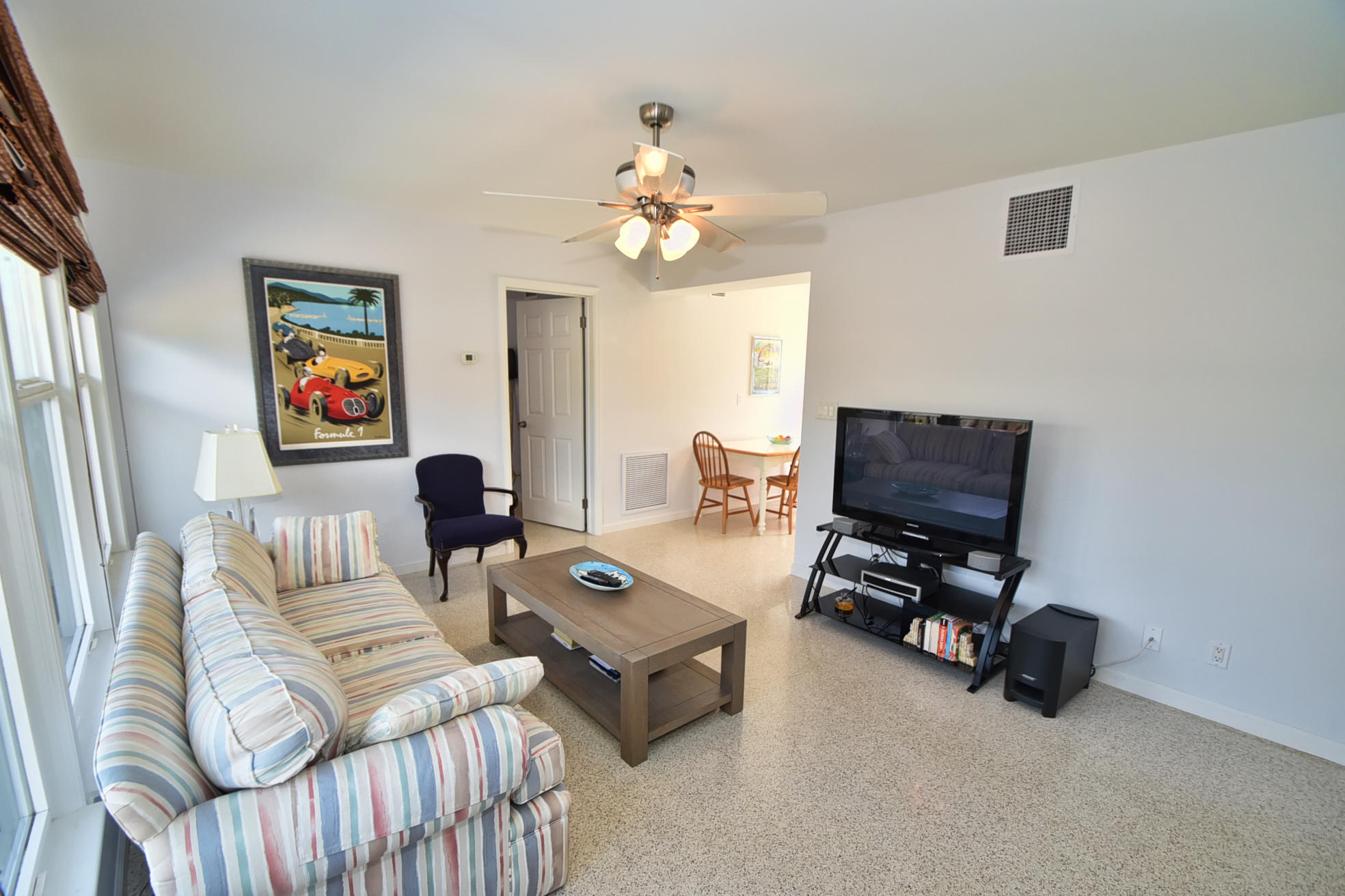 381 Kingsbridge Street Boca Raton, FL 33487 - Photo 5 of 30 DSC_1932
