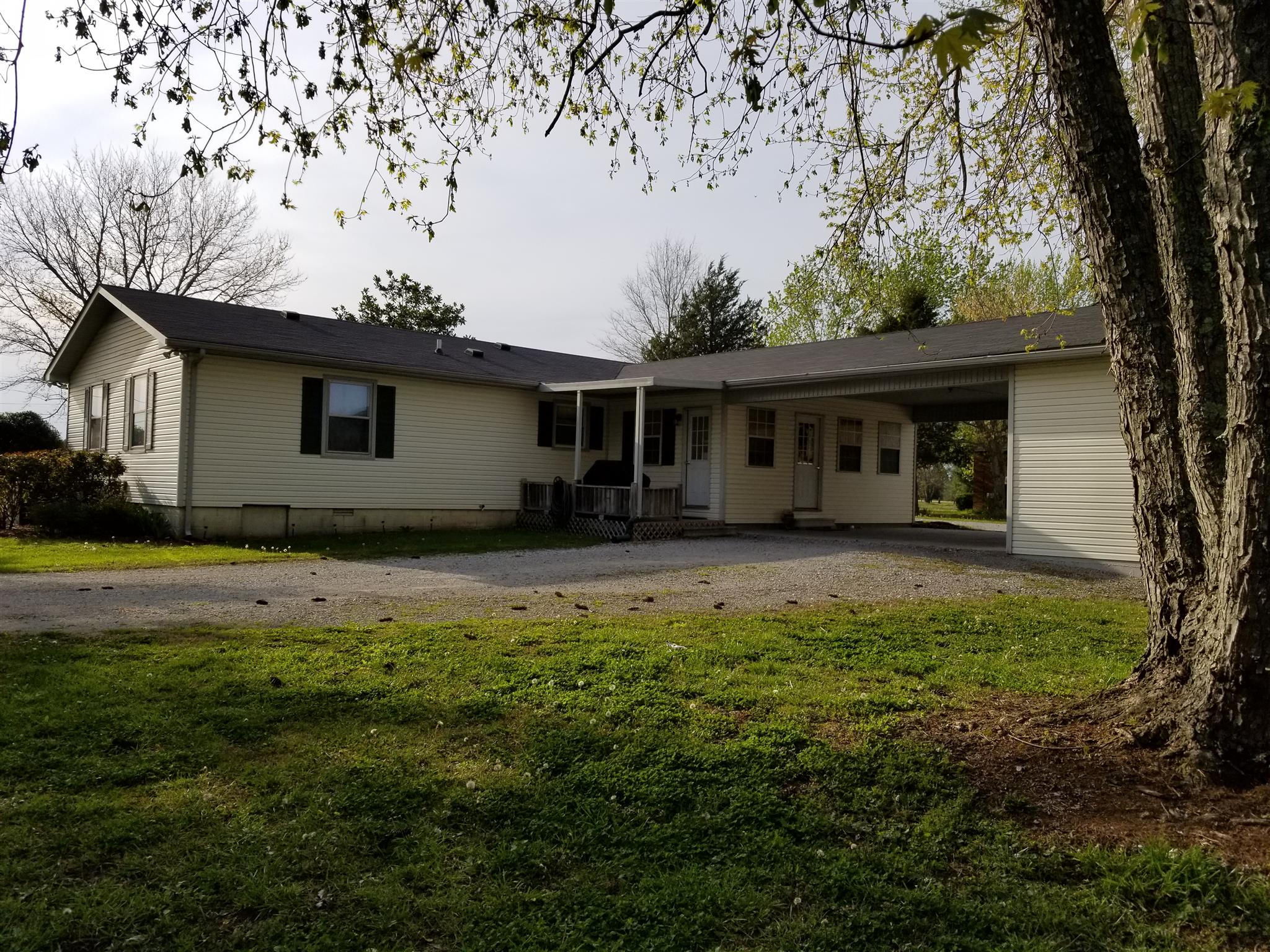 100 Pete Sain Road Manchester, TN 37355 - Photo 3 of 8 Gallery Image 3
