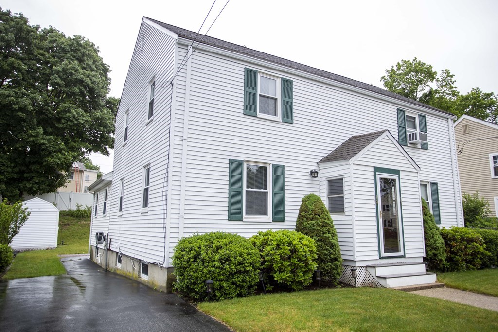 19 Jefferson Road, Unit 19 Wakefield, MA 01880 - Photo 1 of 30 Gallery Image 1