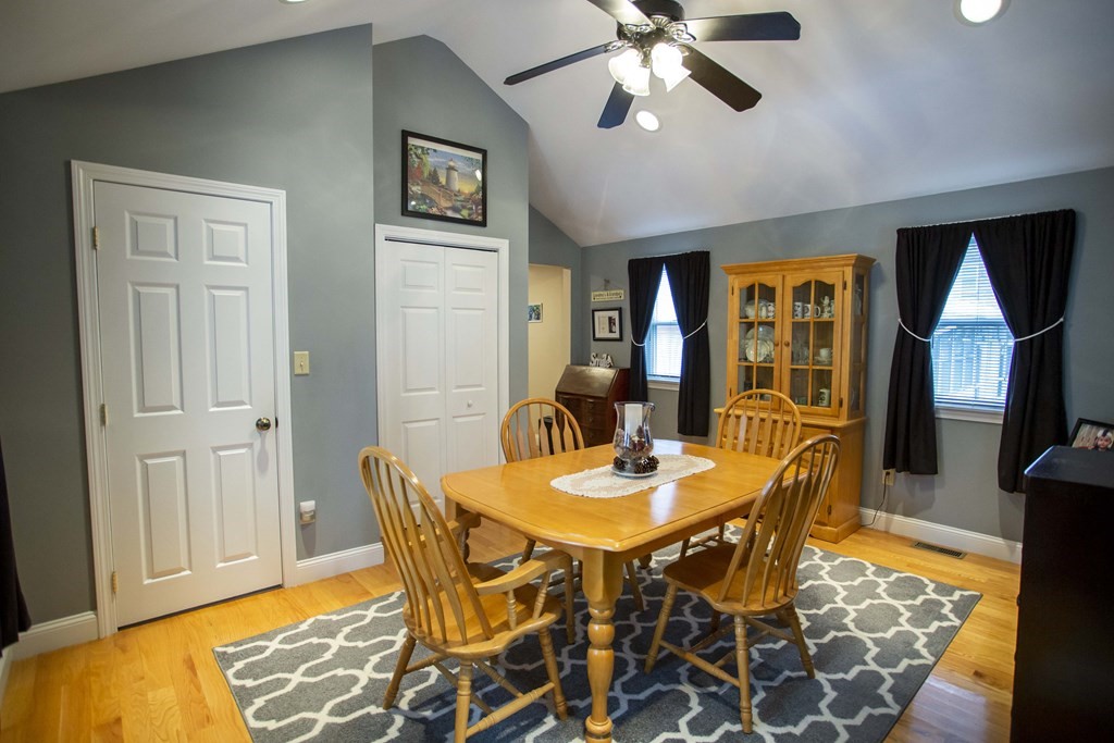 19 Jefferson Road, Unit 19 Wakefield, MA 01880 - Photo 9 of 30 Gallery Image 9