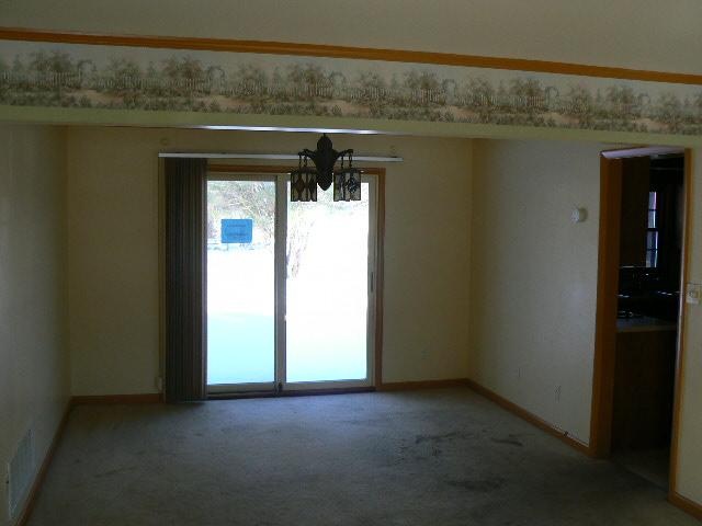 4936 Stratford Road Fort Wayne, IN 46807 - Photo 3 of 18