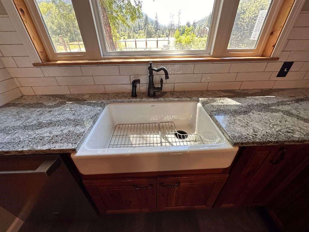 9317 Scott River Road Fort Jones, CA 96032 - Photo 13 of 47 Gallery Image 13